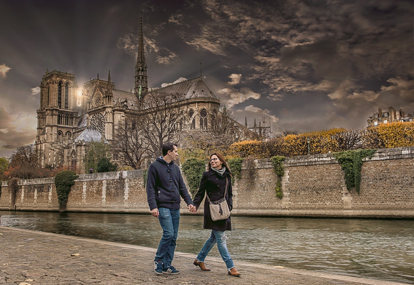 Arlete e Sérgio sessão fotográfica de solteiros em Notre-Dame França img25